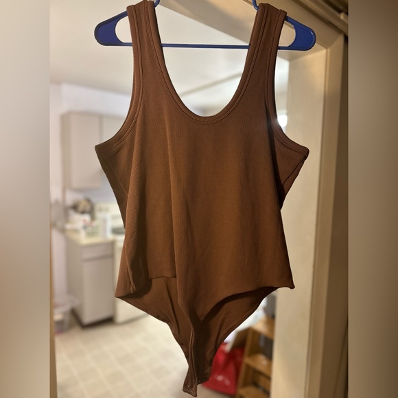 nuuds chocolate ribbed bodysuit - Picture 4 of 4